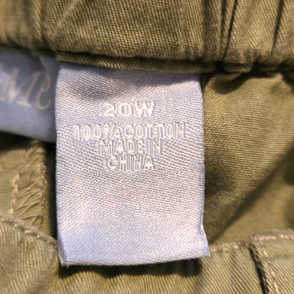 Liz & Me Sage Green Cargo / Utility Shorts Women Size 20W - Picture 9 of 15